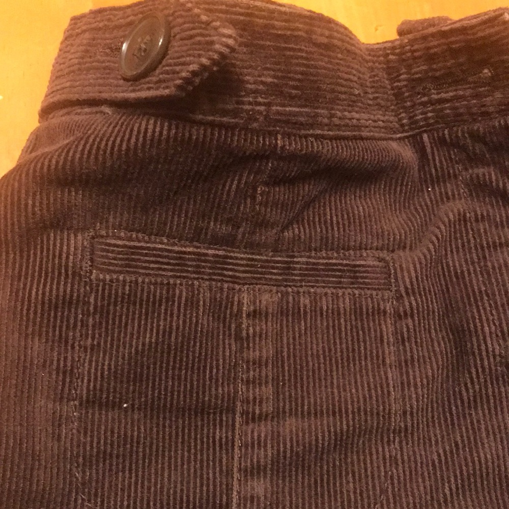 Ann Taylor Loft chocolate brown corduroy mini skirt. Size 2 , mint condition